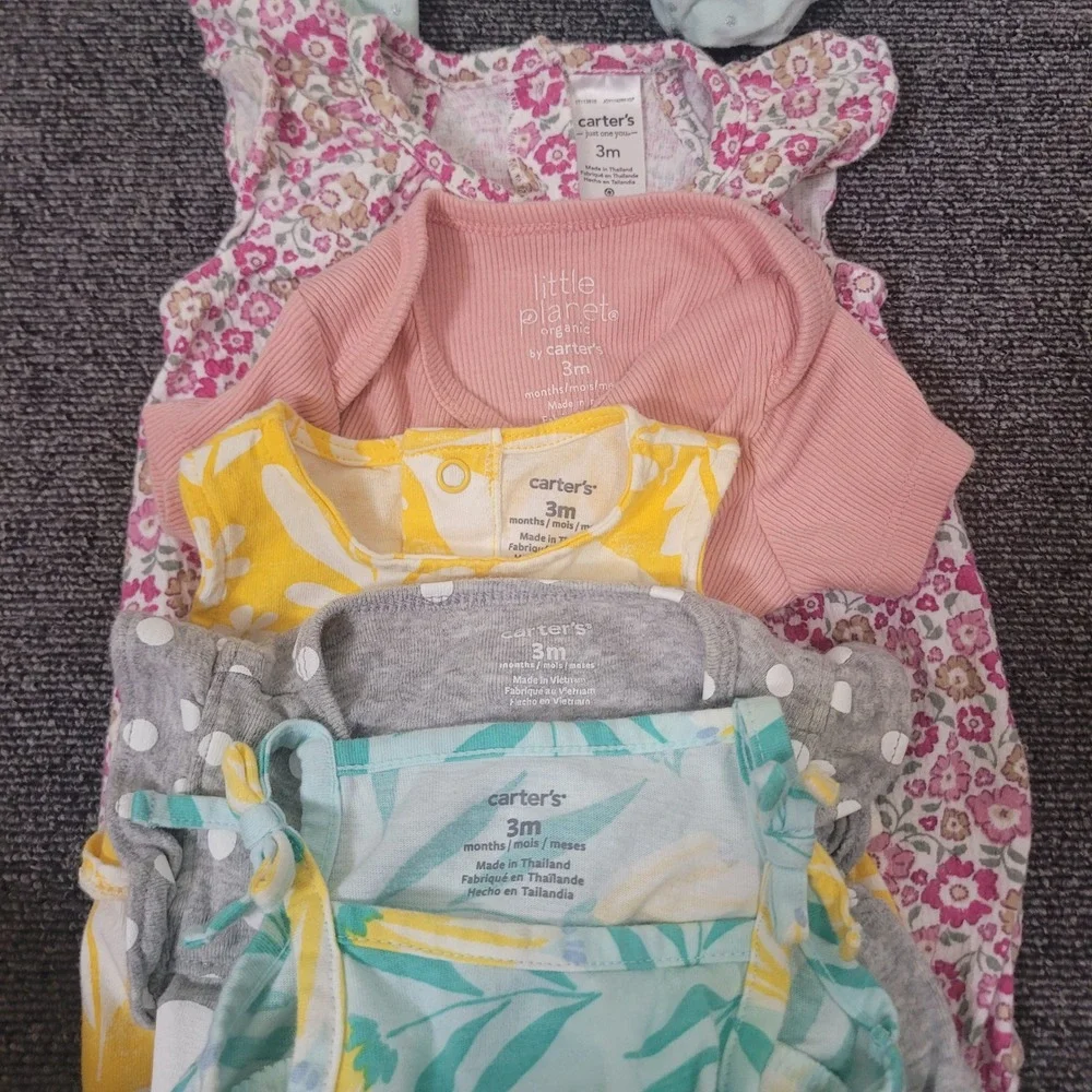 Carter's Size 3M Lot of 20 Baby Girl Bodysuits Leggings Rompers
